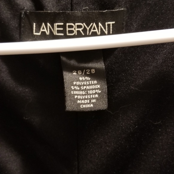 Plus size bell sleeved dress - Picture 2 of 2